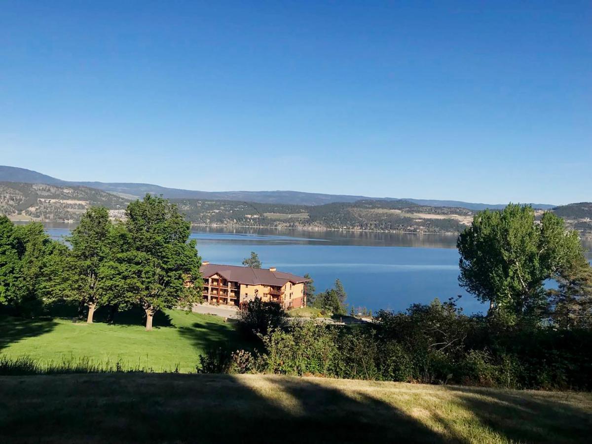 Cozystay Signature Lake Okanagan Resort Kelowna Exterior foto