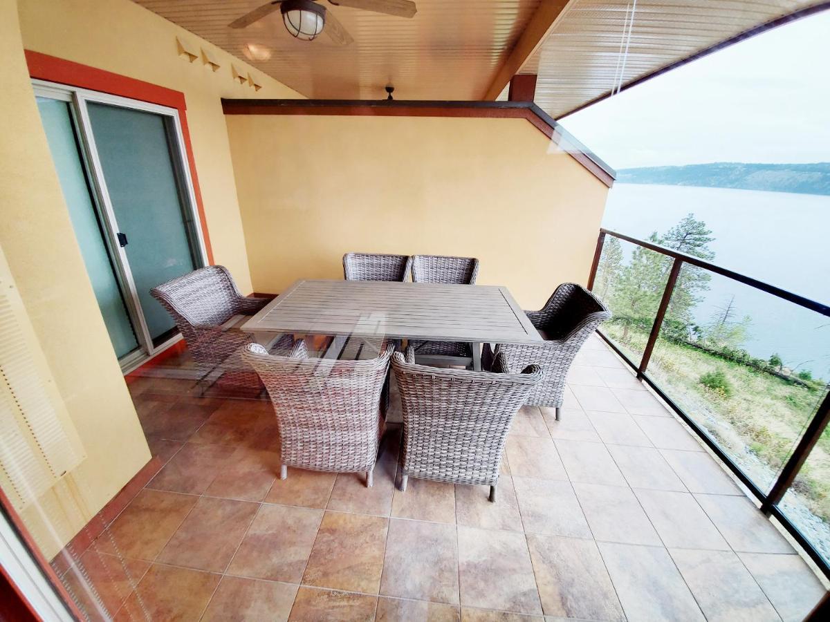 Cozystay Signature Lake Okanagan Resort Kelowna Exterior foto